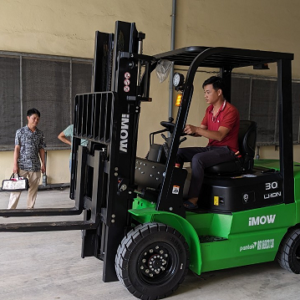 Xe Nâng Điện Ngồi Lái iMOW EFX302 9 Xe Nâng Điện Ngồi Lái iMOW EFX302