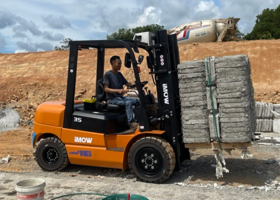 Xe Nâng Dầu Diesel iMOW CPCD30T3 11 Xe Dầu iMOW Ngoài Công Trường