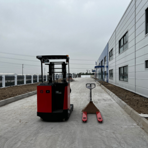 Xe Nâng Điện ReachTruck CQD15S 10 Xe Nâng Điện ReachTruck CQD15S