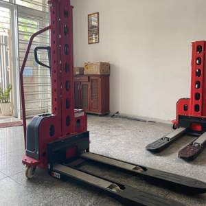 Xe Nâng Tự Leo Thùng 5 Xe Nâng Tự Leo Thùng