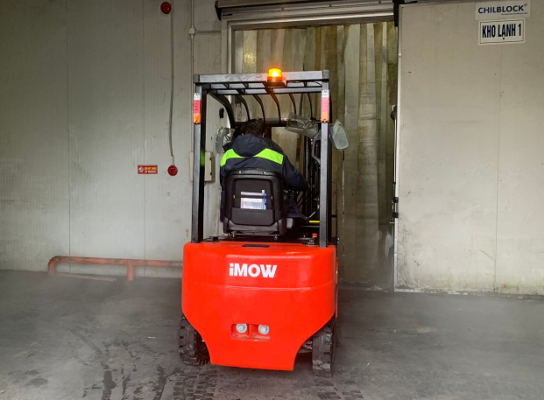 Xe Nâng Điện Kho Lạnh 6 Xe Nâng Điện Kho Lạnh