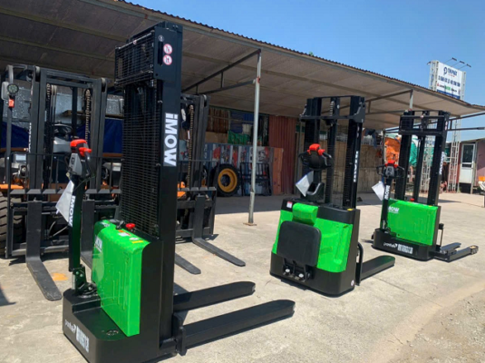 Lựa Chọn Xe Nâng Điện Cho Kho Xưởng Mới 14 Lựa Chọn Xe Nâng Điện Cho Kho Xưởng Mới