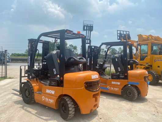 Đổi Xe Nâng Cũ Lấy Xe Nâng Điện Mới 13 Đội Ngũ Kỹ Thuật 24/7